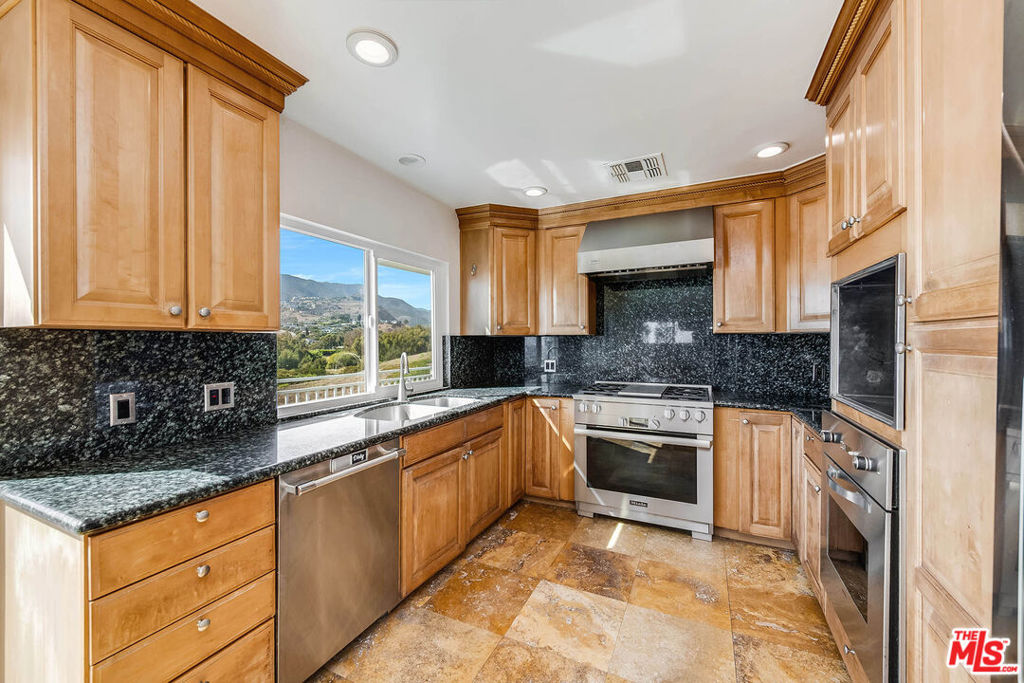 MLS #26876481 image #15