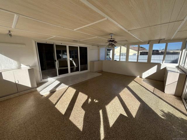 6369 Clara Lee Ave, San Diego CA: https://media.crmls.org/mediaz/34ebff27-f156-41d3-ab93-63cfc6a06116.jpg