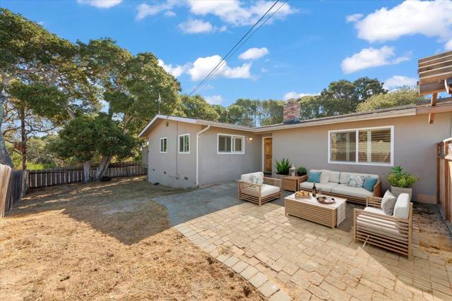 41 Ralston Drive, Monterey CA: https://media.crmls.org/mediaz/34eca9f2-12c5-4990-8f6c-5df94338311b.jpg