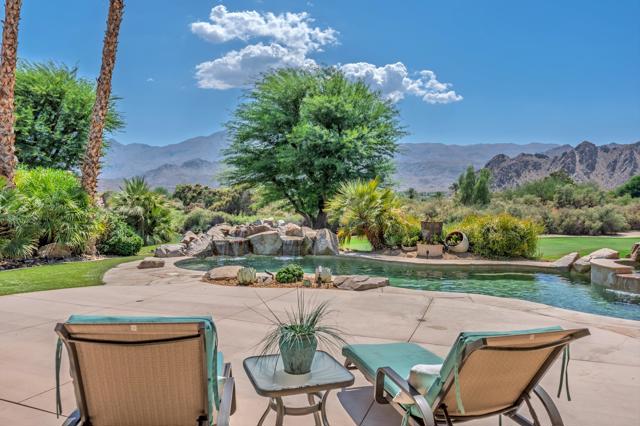 57205 Merion, La Quinta CA: https://media.crmls.org/mediaz/34ecfd5b-e5d0-44d8-b3e9-0379399b4833.jpg