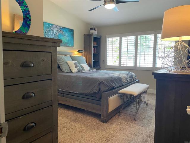 Detail Gallery Image 16 of 56 For 6860 Whitaker Ave, Lake Balboa,  CA 91406 - 3 Beds | 2 Baths