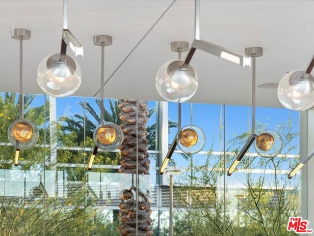 877 Francisco Street, Los Angeles CA: https://media.crmls.org/mediaz/34ed60dd-ddeb-4b7f-8765-90f240bf4501.jpg