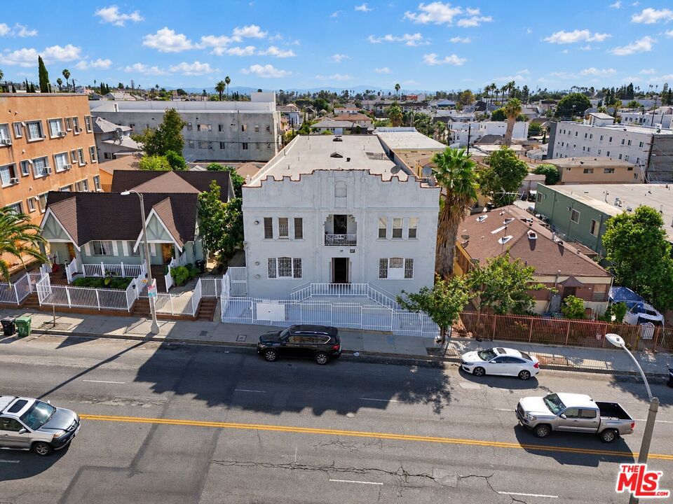 Multifamily at 138 N Soto Street