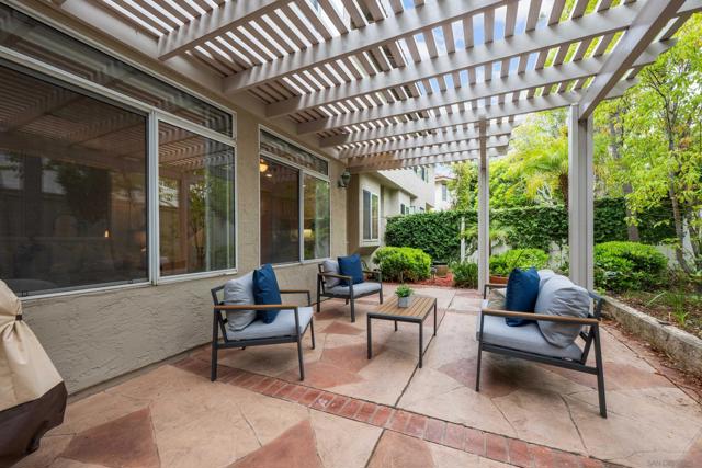 11251 Caminito Aclara, San Diego CA: https://media.crmls.org/mediaz/34ef5720-9757-4643-83ad-996bfc9081e8.jpg