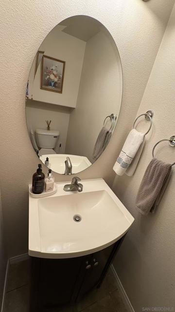 12674 Carmel Country Rd, San Diego CA: https://media.crmls.org/mediaz/34f006e1-76ac-4ee1-b160-1495c662caef.jpg