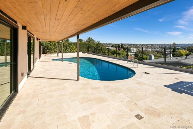 2561 Loring st, San Diego CA: https://media.crmls.org/mediaz/34f08451-a8da-47d5-8c34-801c53f62962.jpg