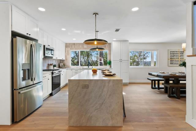 10315 Moselle St, San Diego CA: https://media.crmls.org/mediaz/34f23272-58be-42b3-a0e3-8703a78b5189.jpg