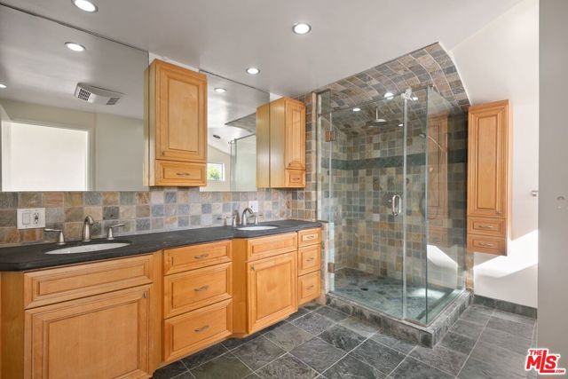 Drew Fenton | 1547 Palisades Drive Pacific Palisades CA | MLS: 7475978