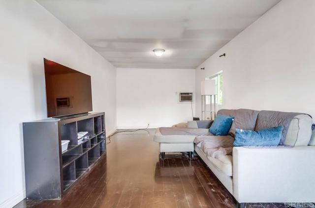 1279 N Hicks Drive, East Los Angeles CA: https://media.crmls.org/mediaz/34f3c96b-eb5d-4e73-a8aa-38a6d37d69c2.jpg