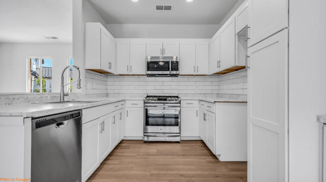 83628 Serpentine Way, Coachella CA: https://media.crmls.org/mediaz/34f3ff94-bdbb-4d2c-912a-1492661fed74.jpg