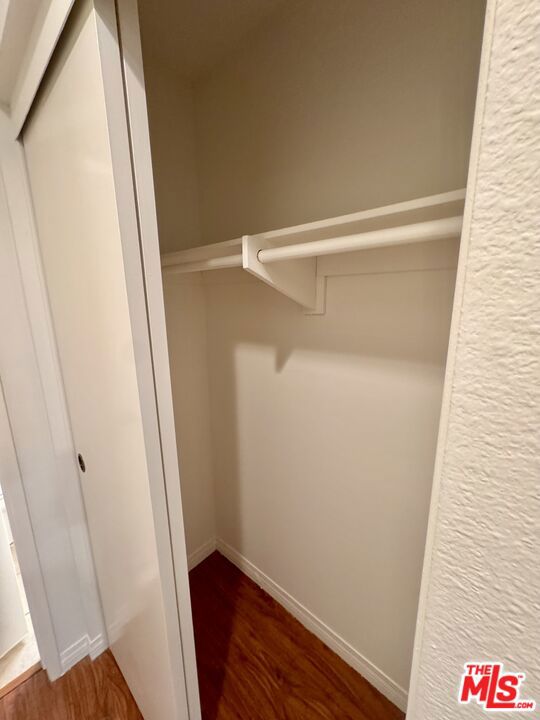 1348 E Hillcrest Drive, Thousand Oaks CA: https://media.crmls.org/mediaz/34f49399-8b66-482b-9af8-8fa3d7026b28.jpg