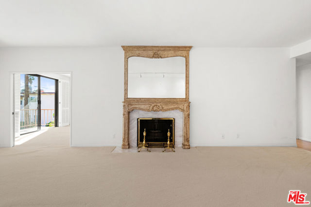 4454 Ventura Canyon Avenue, Sherman Oaks CA: https://media.crmls.org/mediaz/34f67ff8-a6e5-4b2e-9dc4-8318993d0144.jpg