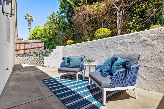 838 Valley Ave, Solana Beach, California 92075, ,Multi-Family,For Sale,Valley Ave,240025496SD