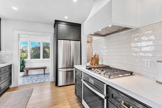 Detail Gallery Image 2 of 59 For 4171 Ibis St, San Diego,  CA 92103 - 4 Beds | 2 Baths