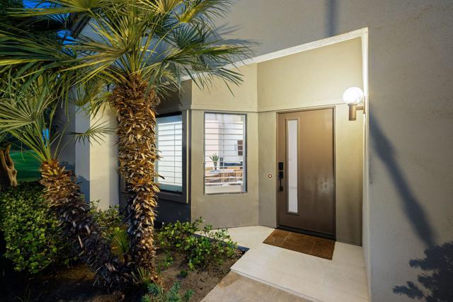 54808 Inverness Way, La Quinta CA: https://media.crmls.org/mediaz/34f7f06a-59d6-41eb-b29d-74bb8d1a1bde.jpg