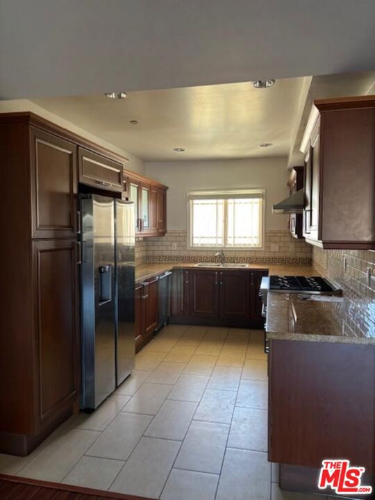 Drew Fenton | 11848 Kiowa Avenue Los Angeles CA | MLS: 7453940 Drew Fenton | 11848 Kiowa Avenue Los Angeles CA | MLS: 7453940