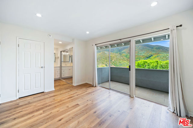 Image 33 of 70 For 6216 Tapia Drive B