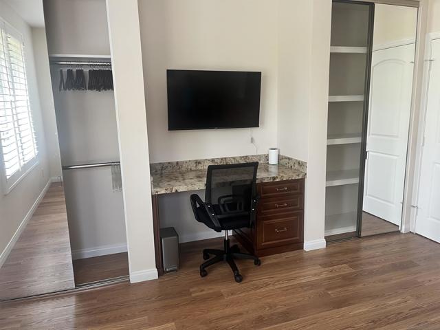 9007 Montrose Way, San Diego CA: https://media.crmls.org/mediaz/34fa7a50-65e9-4ccc-9cfc-52beba67f1db.jpg