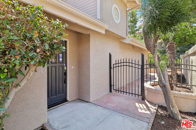 27598 Paseo Sonata, San Juan Capistrano CA: https://media.crmls.org/mediaz/34fa8200-7ff0-4688-bb45-e7a4693587bf.jpg