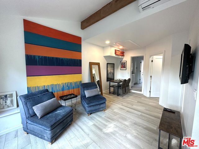 22535 Sylvan Street, Woodland Hills CA: https://media.crmls.org/mediaz/34fb663e-d611-42bb-9bca-649a2cecb005.jpg