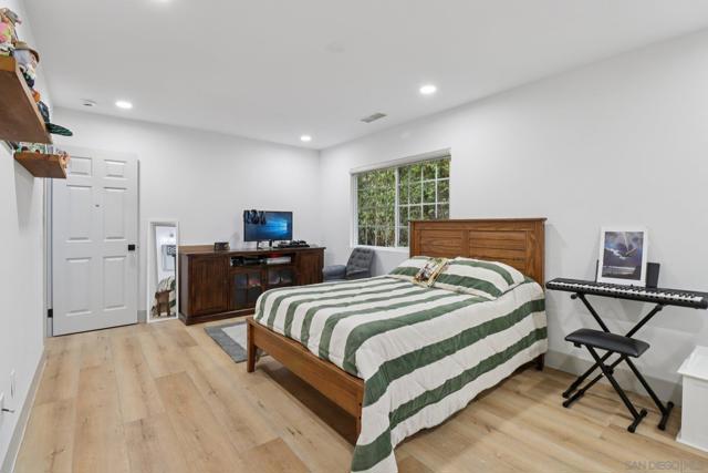 Image 34 of 73 For 43 Corte Maria Ave