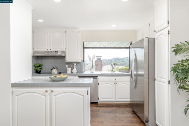 3608 VICTOR ST., Pinole CA: https://media.crmls.org/mediaz/34fe4c15-f20b-49e1-ba50-7398a0005672.jpg