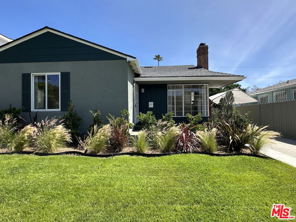 1206 Greenacre Avenue