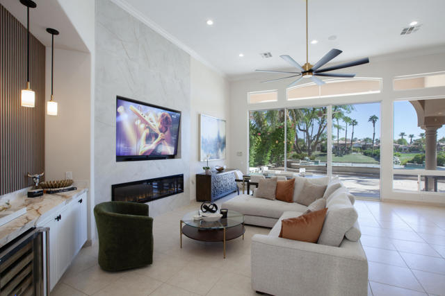 49460 Mission Drive W W Drive, La Quinta CA: https://media.crmls.org/mediaz/34ff5668-afd7-44cf-a891-324614815e09.jpg