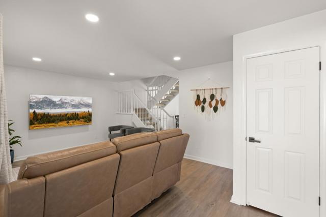 201 Shelley Avenue, Campbell CA: https://media.crmls.org/mediaz/34ffd9e3-ef4e-4130-8fc2-d81f7017a239.jpg