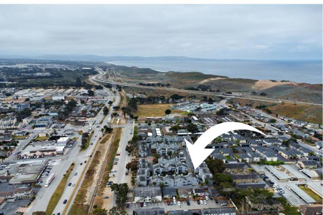 3095 Marina Drive, Marina CA: https://media.crmls.org/mediaz/3500c7b5-4a06-44e9-ace8-b8dccc0f6774.jpg