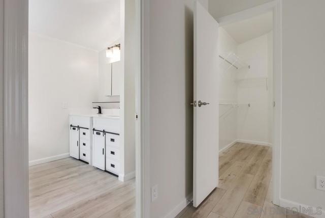 1010 E Bobier, Vista CA: https://media.crmls.org/mediaz/35020838-c400-40c6-88c5-0b0f41a4b4f8.jpg