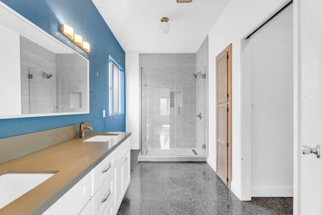 819 15th Street, Oakland CA: https://media.crmls.org/mediaz/3502da69-8eb3-49e0-8910-a91fbf42d965.jpg
