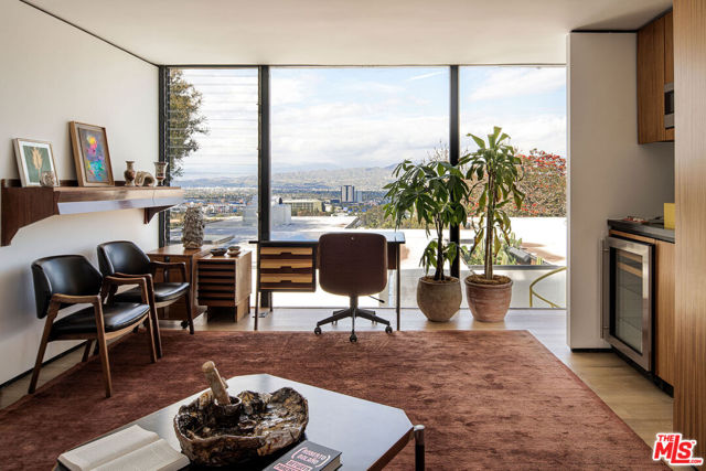 3 Bed Home for Sale in Los Angeles, California