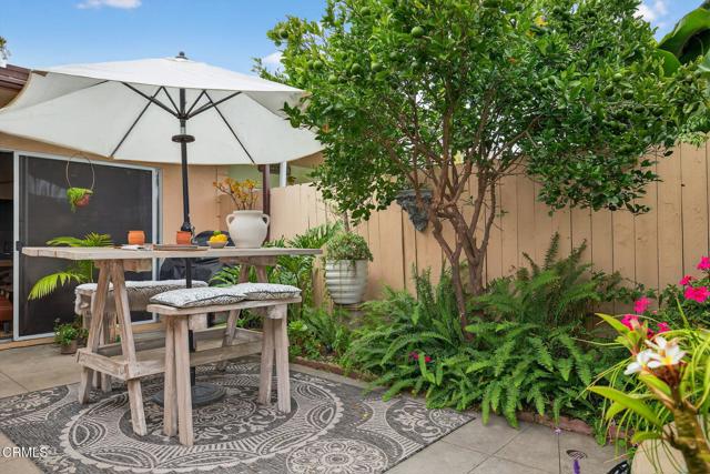269 E Elfin Green, Port Hueneme CA: https://media.crmls.org/mediaz/3503ea2f-cf36-4215-94c2-2add80c78827.jpg