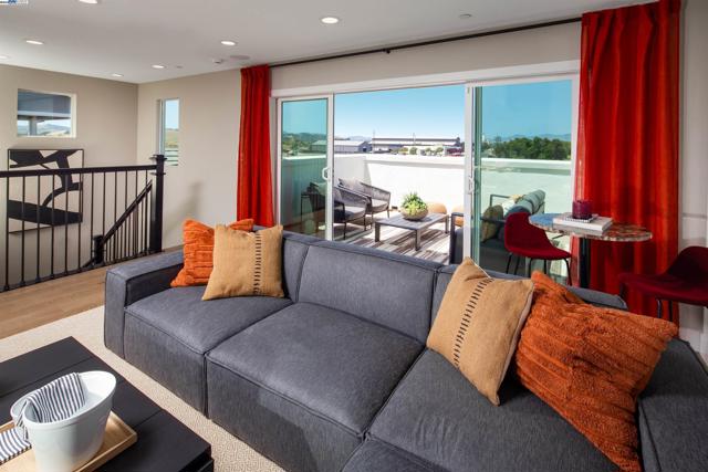 344 Waypoint Drive, Napa CA: https://media.crmls.org/mediaz/3504692c-03dc-40a8-a4e8-e9849085e819.jpg