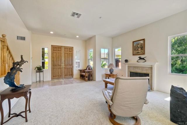 Detail Gallery Image 4 of 44 For 1752 Russet Leaf Ct, El Cajon,  CA 92019 - 5 Beds | 3 Baths