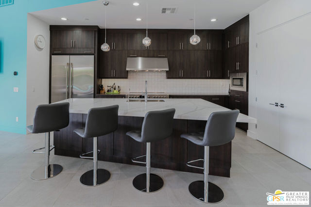 4321 Lumina Way, Palm Springs CA: https://media.crmls.org/mediaz/350547ba-0960-461b-9429-39fc6a8b7eb8.jpg