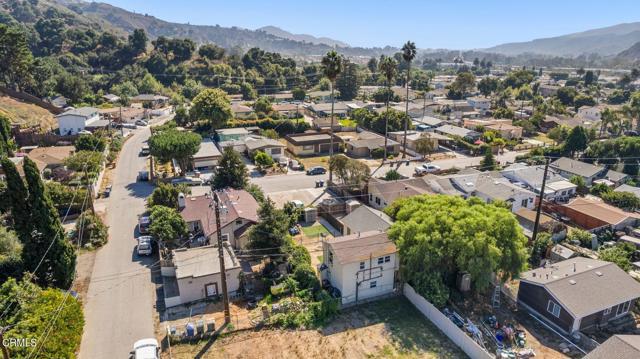 Detail Gallery Image 5 of 39 For 271 Holt St, Ventura,  CA 93001 - 3 Beds | 3 Baths