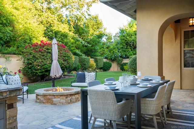 14522 Las Haciendas, San Diego CA: https://media.crmls.org/mediaz/3505a640-e95c-4d93-acee-c2da04852a05.jpg