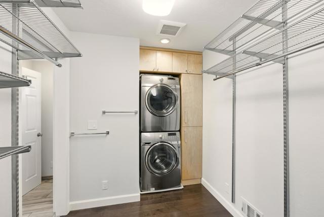 1350 N Central Avenue, San Jose CA: https://media.crmls.org/mediaz/3505ee43-f7a7-47e6-9a44-84f11102f070.jpg