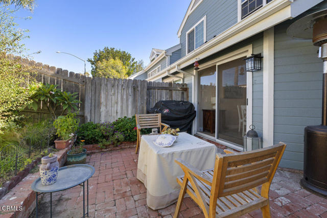 9813 Sweetwater Lane, Ventura CA: https://media.crmls.org/mediaz/3506e8f2-da00-4588-985e-b887679079e6.jpg