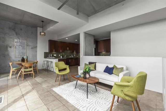 1025 Island Ave, San Diego CA: https://media.crmls.org/mediaz/35072a8e-6686-466d-b502-b34b4ae4498b.jpg