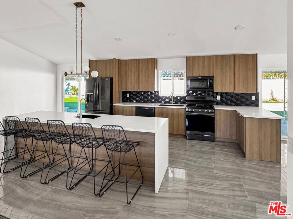 MLS #25617085 image #17