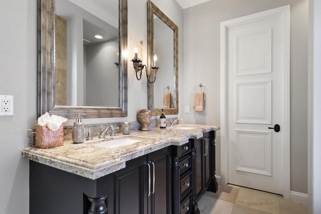50465 Verano Drive, La Quinta CA: https://media.crmls.org/mediaz/35091698-83e6-4983-8fdc-d6d0775b16db.jpg