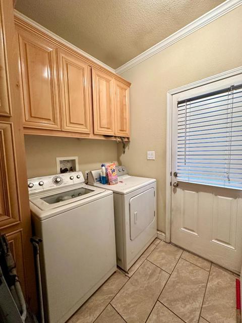 1520 E Capitol Expressway, San Jose CA: https://media.crmls.org/mediaz/350aa237-037a-4be9-8fd8-c52166d52bd8.jpg