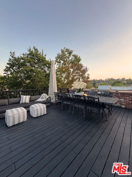 6155 Poppy Peak Drive, Los Angeles CA: https://media.crmls.org/mediaz/350b7688-5e95-437d-b8bf-b9ee2c55b901.jpg