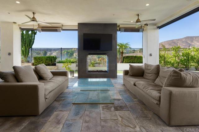 Detail Gallery Image 29 of 63 For 668 via Maggiore, Chula Vista,  CA 91914 - 6 Beds | 6/1 Baths