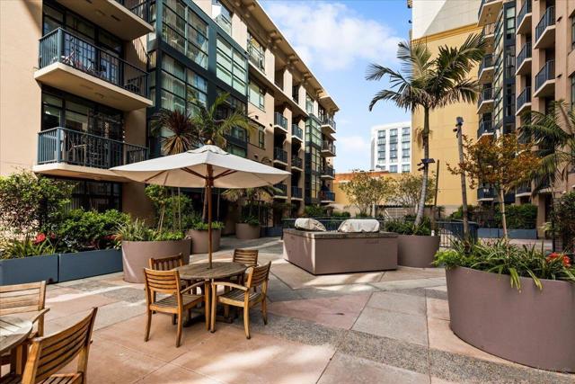 530 K St, San Diego CA: https://media.crmls.org/mediaz/350bcd0a-7ed4-4a2e-a2d6-9e41c4442465.jpg