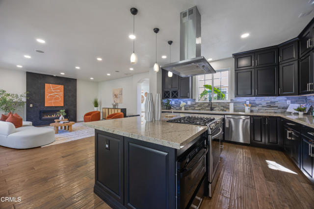 827 W Heritage Oak Court, Altadena CA: https://media.crmls.org/mediaz/350bef0c-8538-4372-b02f-80c810b746b1.jpg