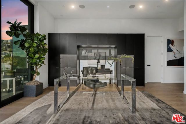 1565 Haslam Terrace, Los Angeles CA: https://media.crmls.org/mediaz/350ca417-0eaa-4b11-87ff-43ed82b59255.jpg